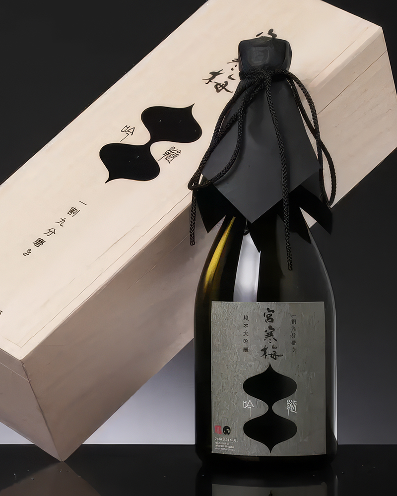 미야칸바이 준마이다이긴죠 '엑스트라 클래스' 미야마니시키19 긴스이 720ml (우드케이스 포함)